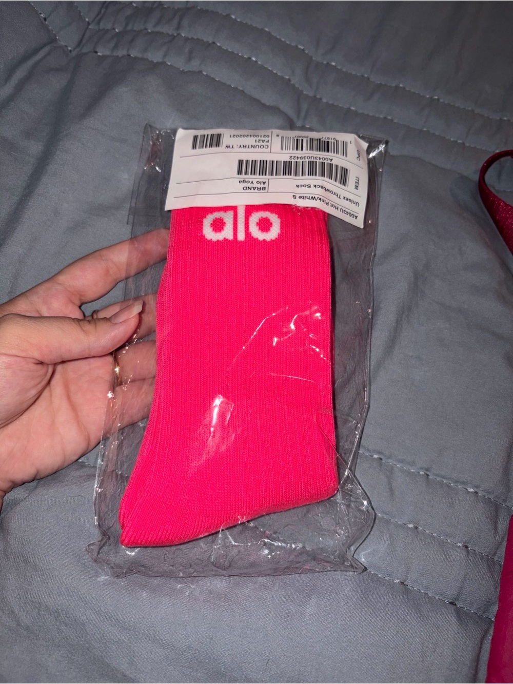 ALO Yoga Neon Pink Logo Crew Socks